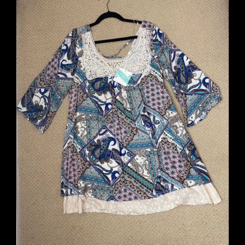 Umgee Womens Multi-Print Sleeve